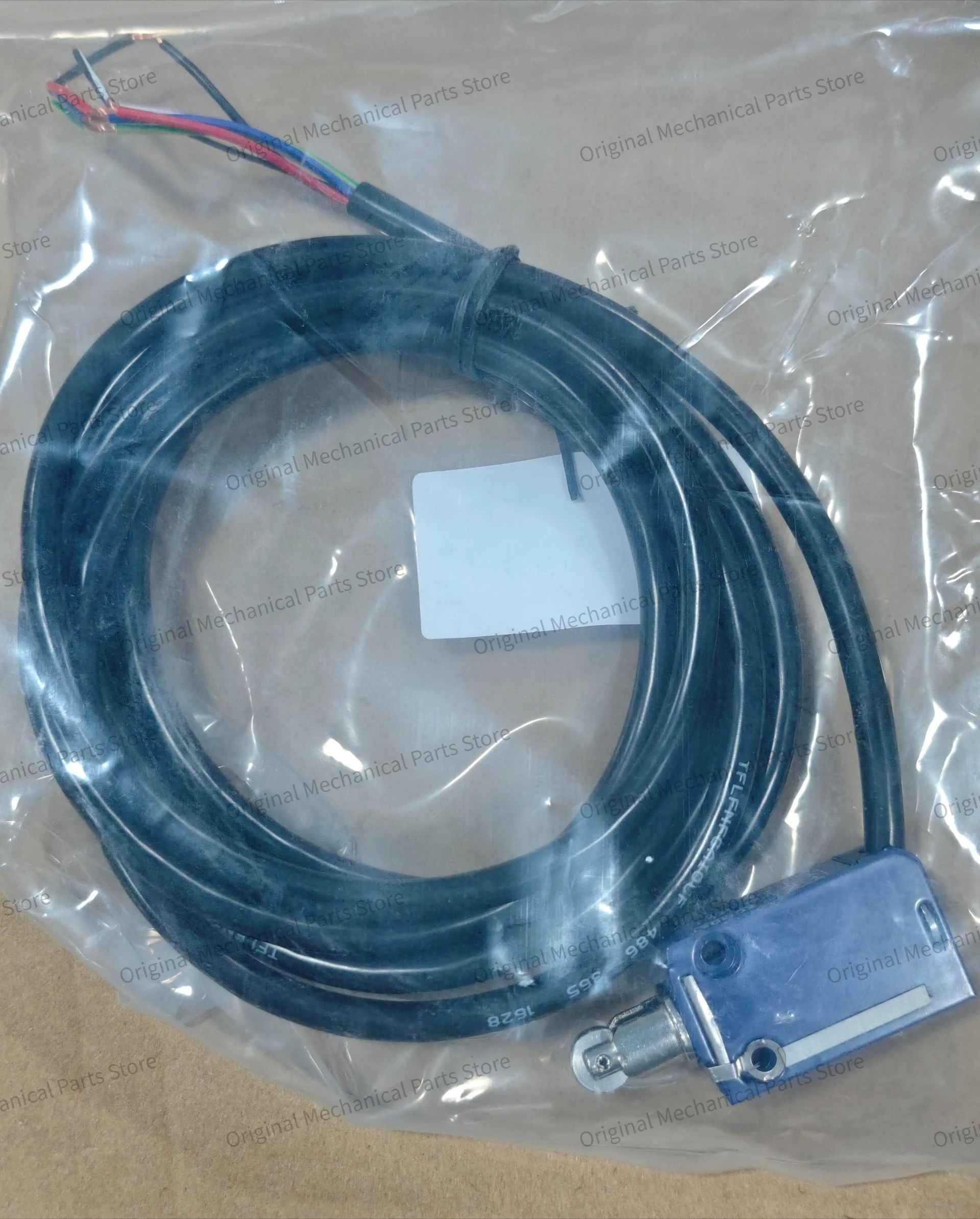 Brand New    1Pcs XCMD2102L3 L - Limit Switch recension och pris