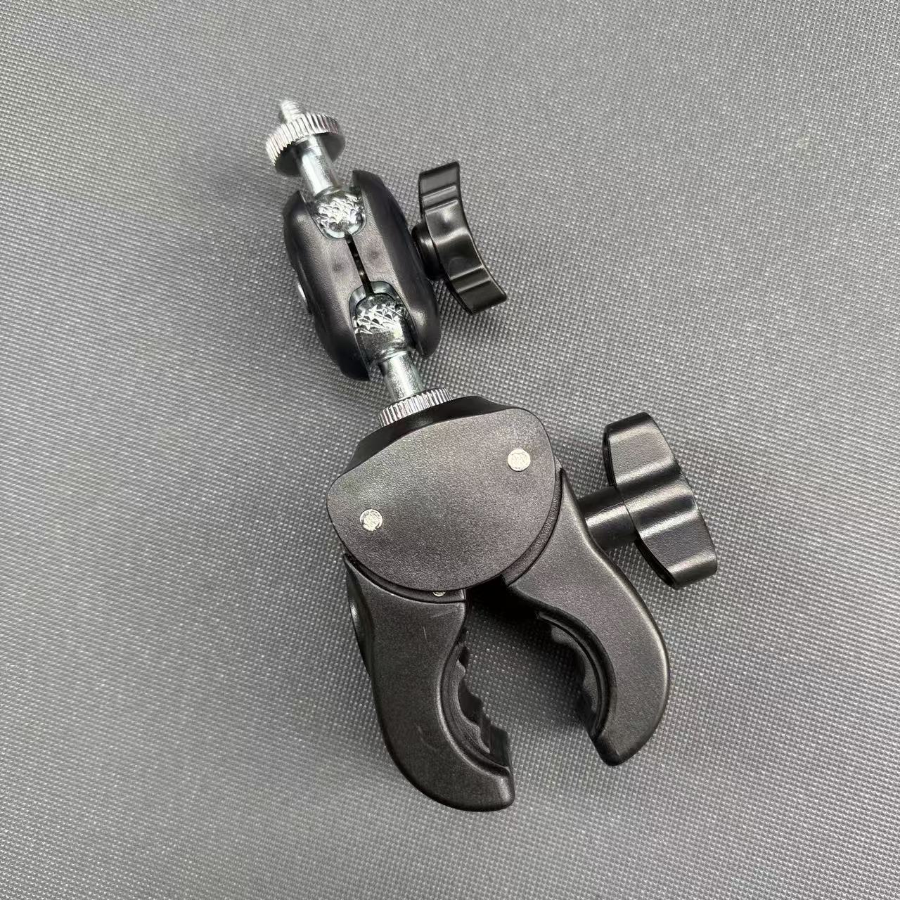 Universal Swivel Joint Tripod  - Ball Screw recension och pris