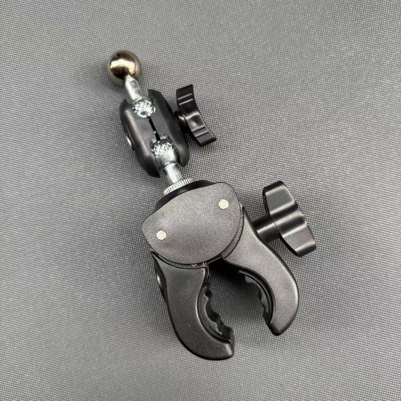 Universal Swivel Joint Tripod  - Ball Screw recension och pris